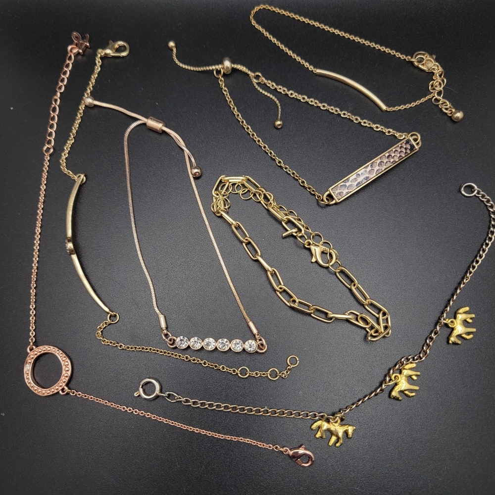 Mixed Gold & Rose Gold Women's Bracelet Set - Fashion Layering Bangles